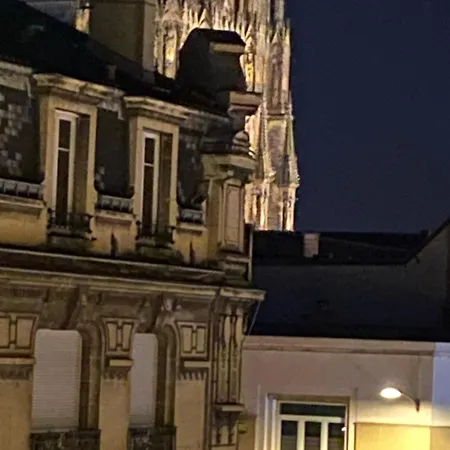 Ixo's The Apartment Reims
